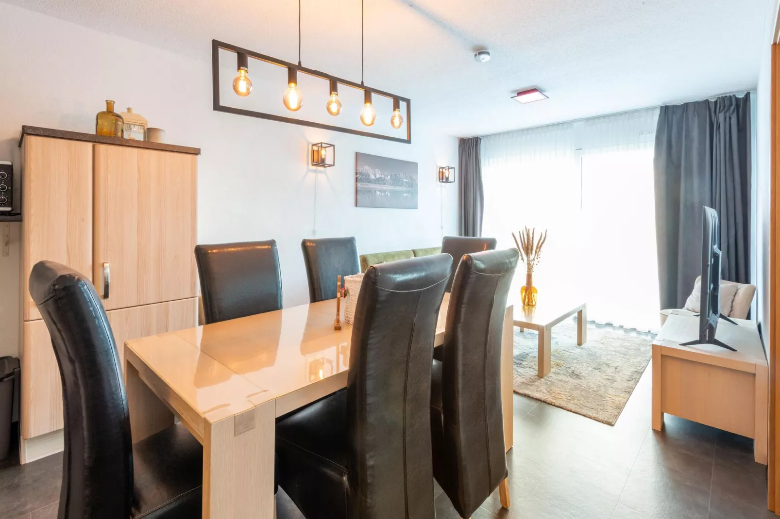 Apartment Berghof Ski-in & Ski-out-Dining room