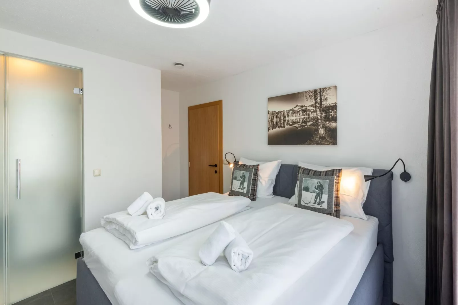 Apartment Berghof Ski-in & Ski-out-Bedroom