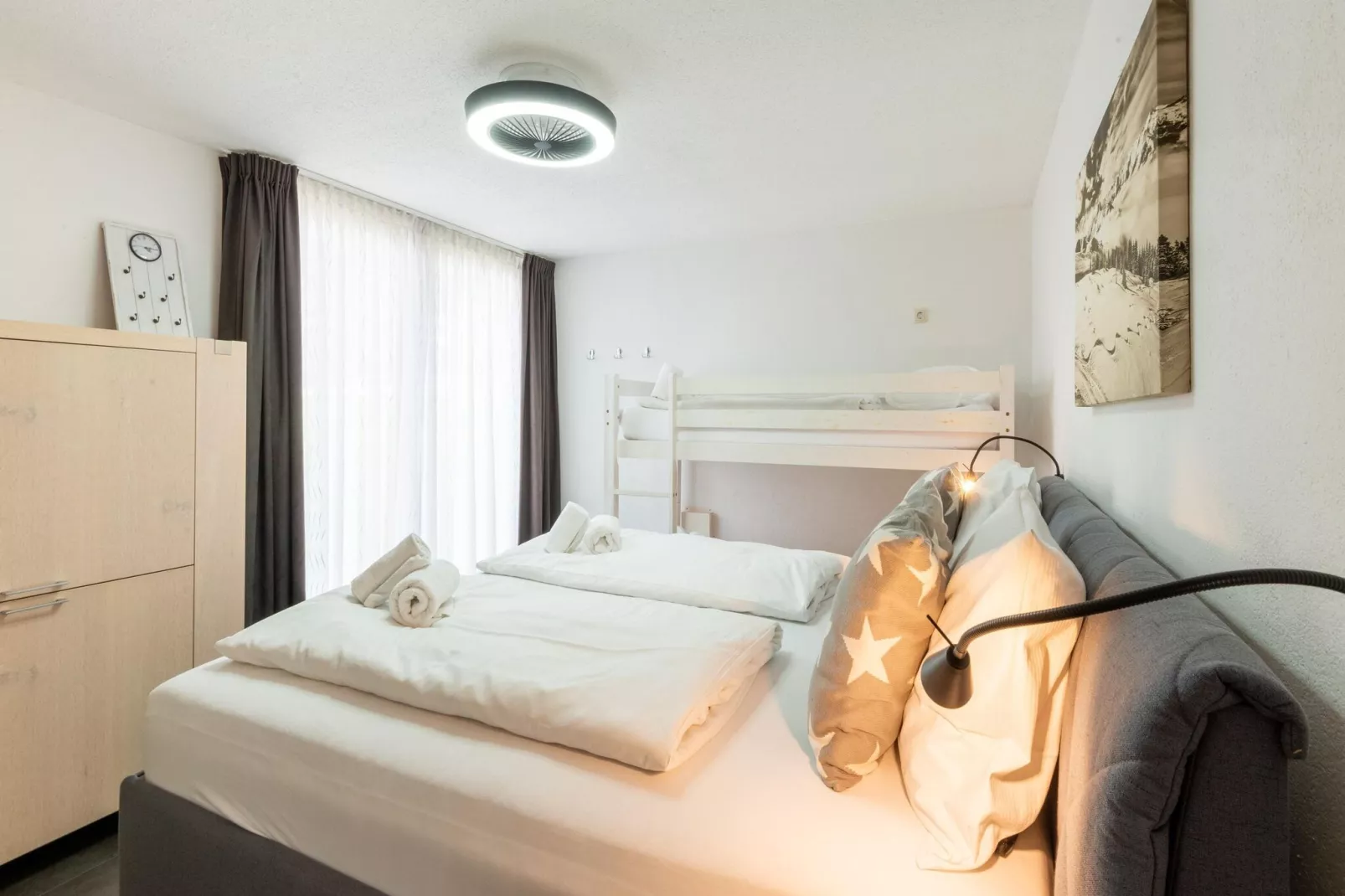 Apartment Berghof Ski-in & Ski-out-Bedroom