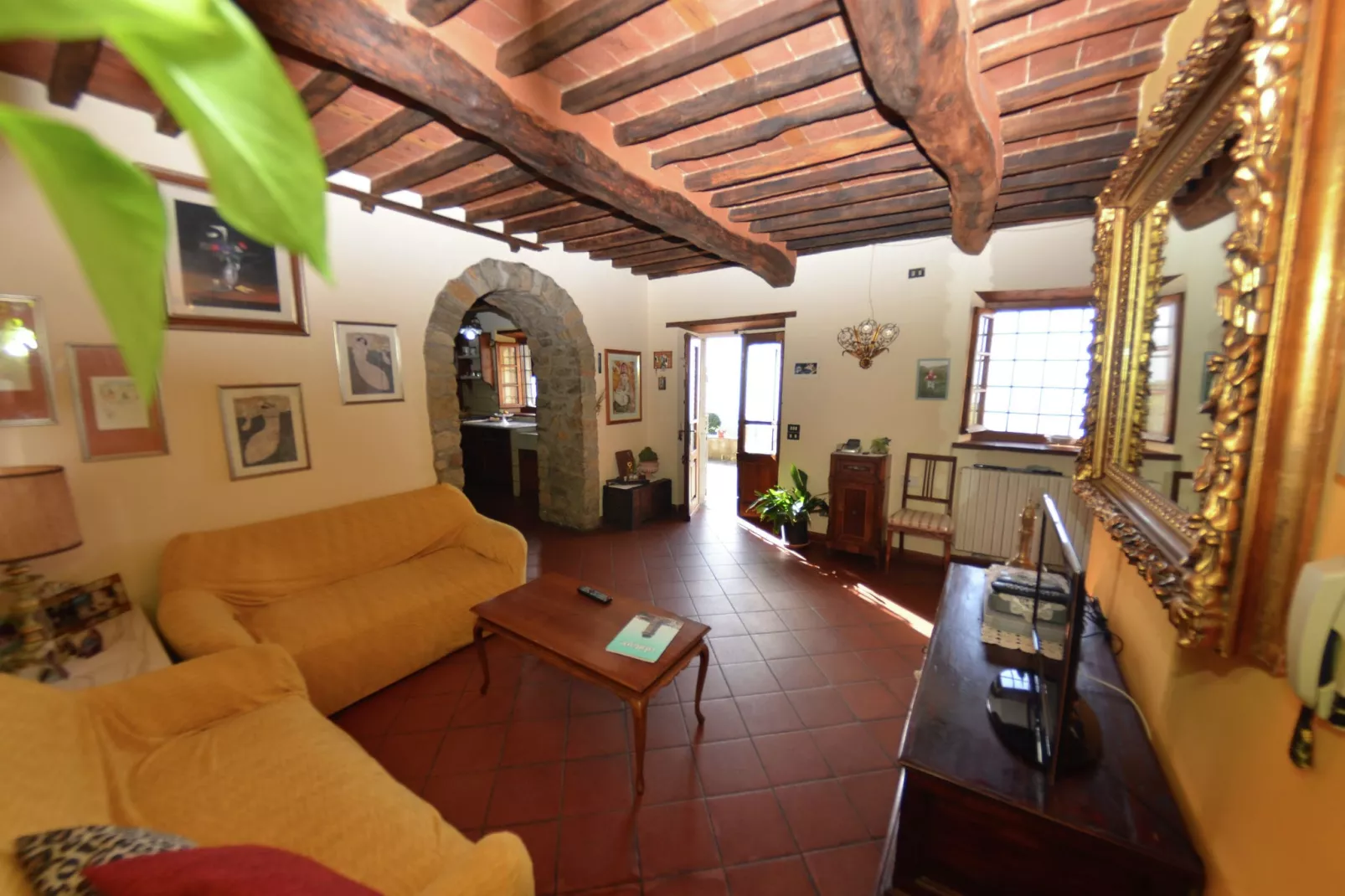 Al Belvedere-Living room