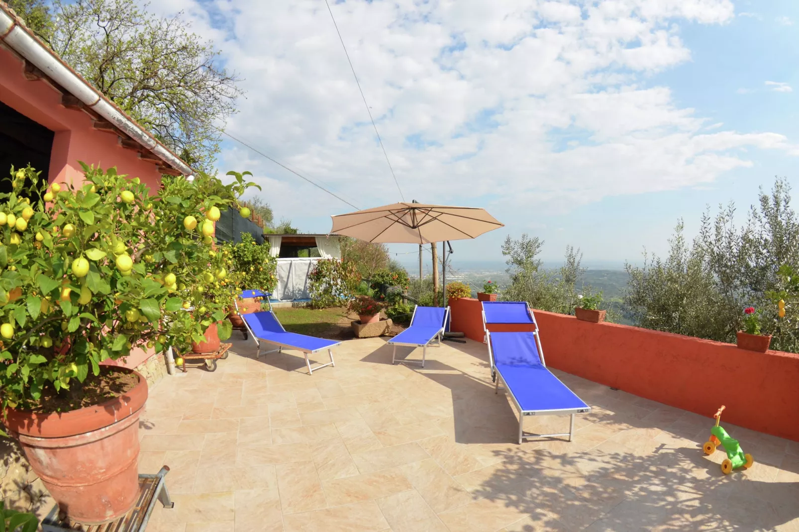 Al Belvedere-Terrace balcony