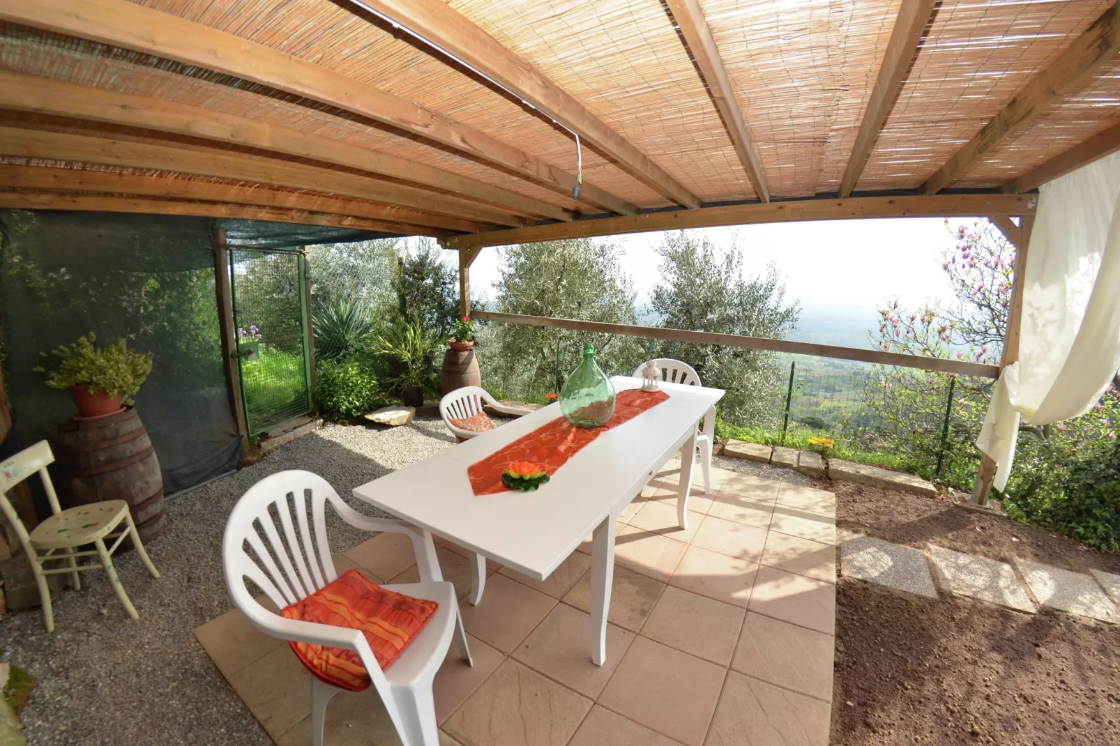 Al Belvedere-Terrace balcony
