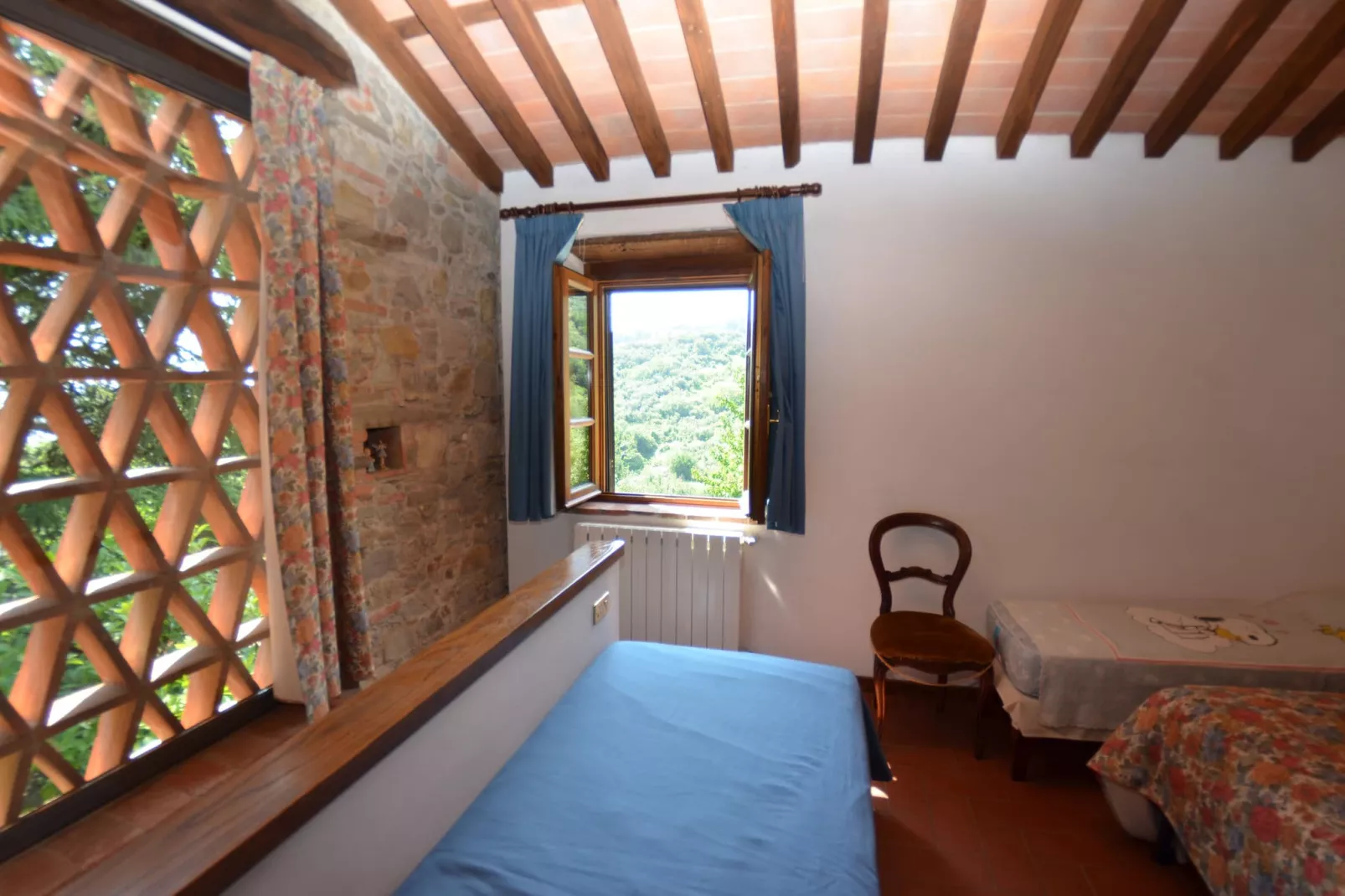 Reggella-Bedroom