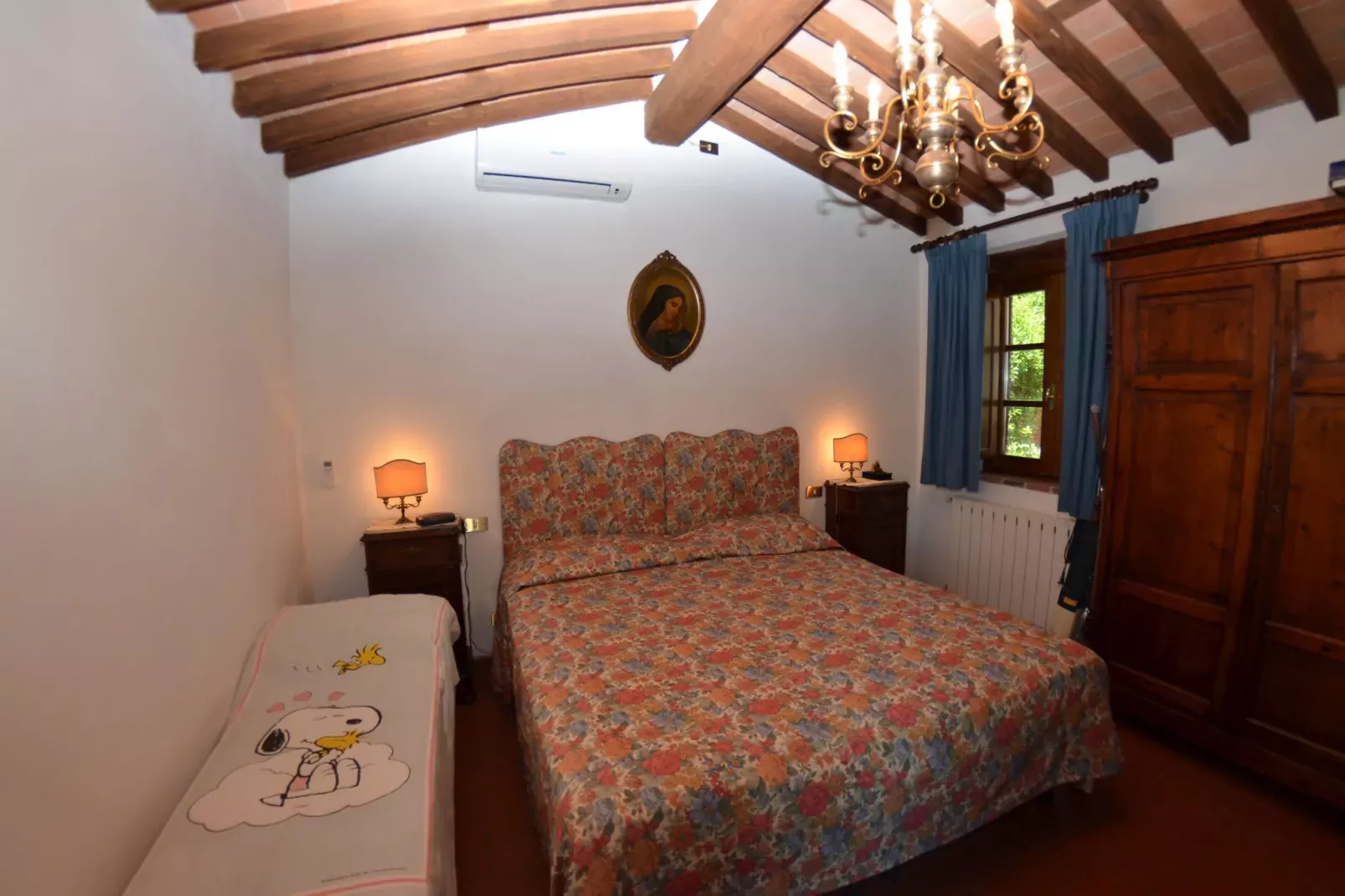 Reggella-Bedroom