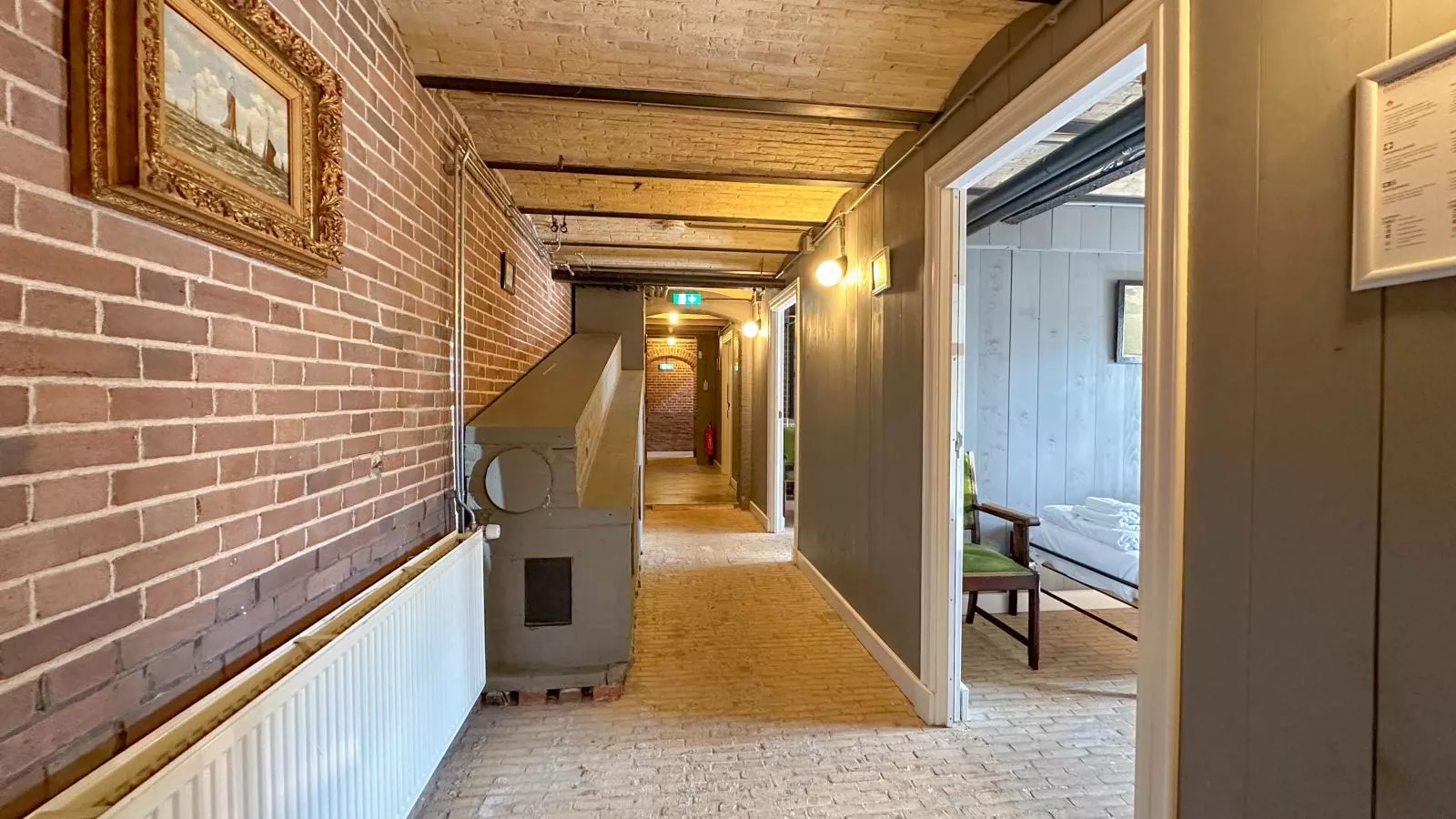 Groot Weeshuis-Bedroom