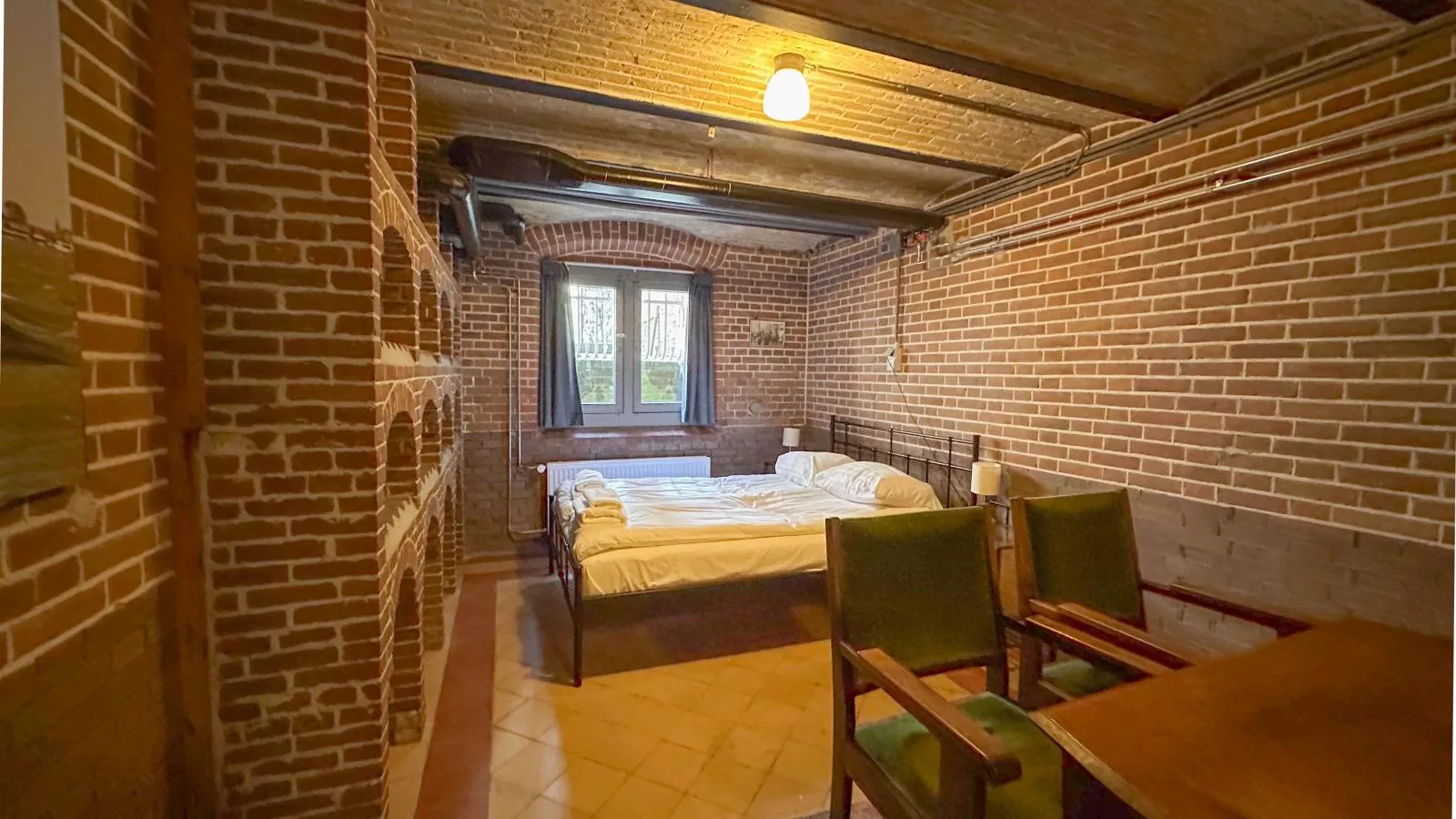 Groot Weeshuis-Bedroom