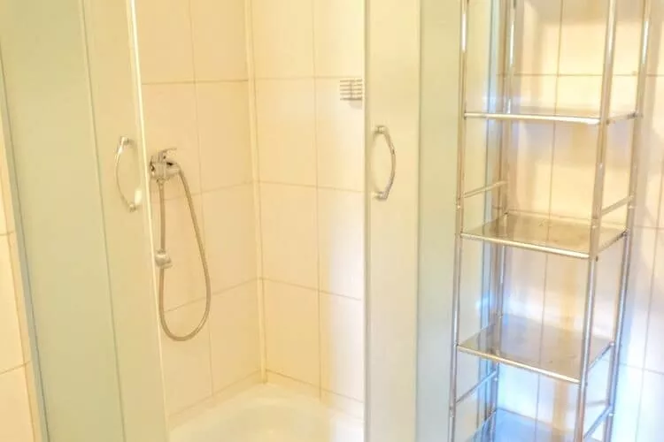 Holiday home in Kopalino-Bathroom