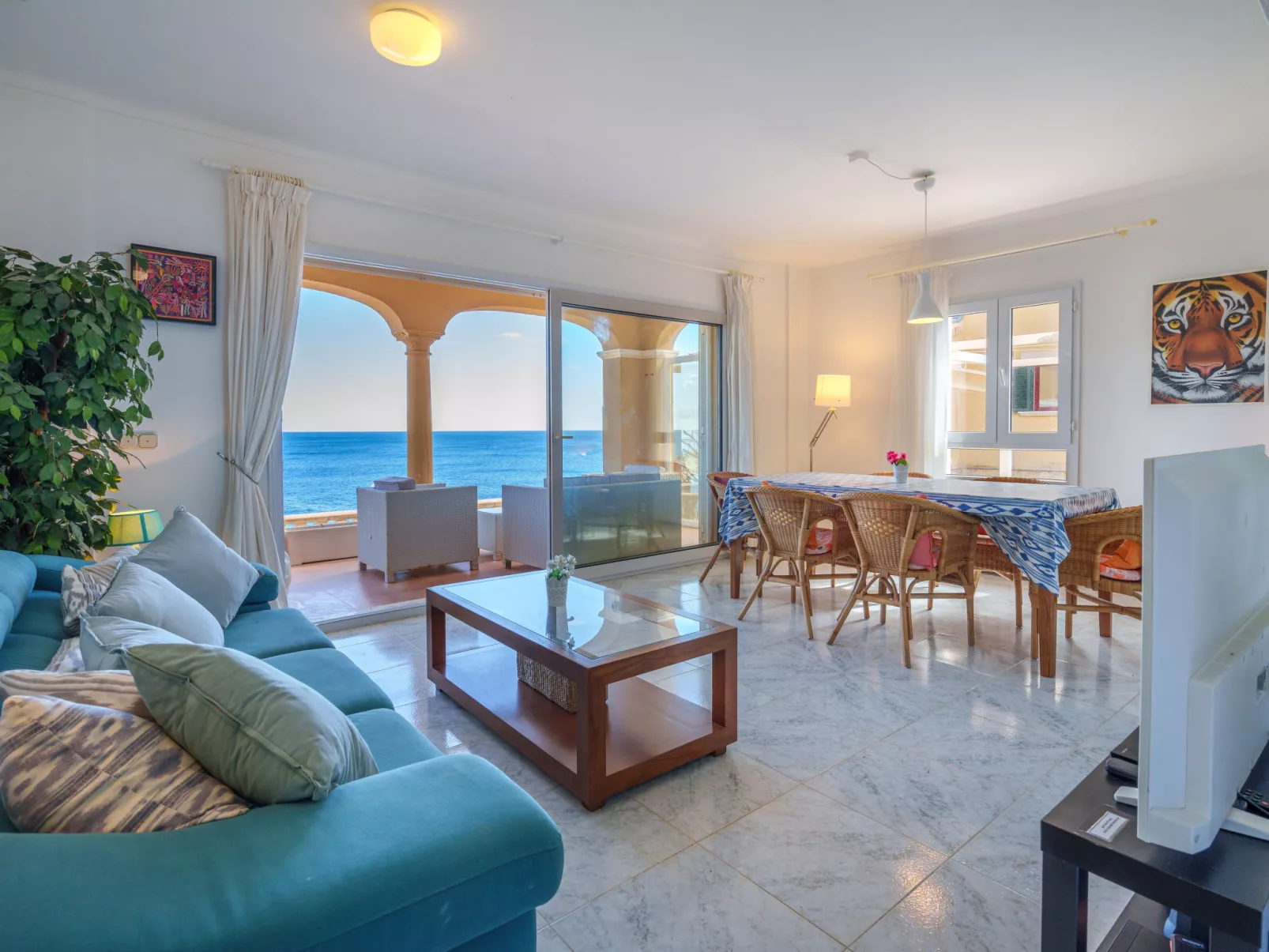 Magrana Over The Sea (Private Pool).-Inside