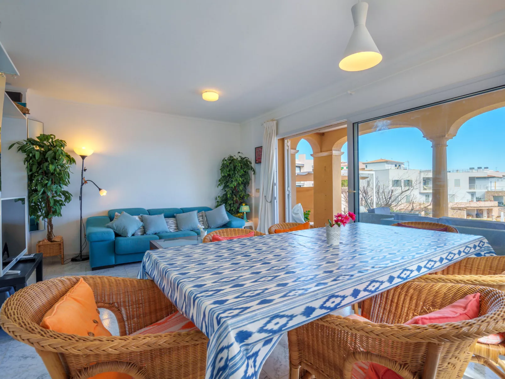 Magrana Over The Sea (Private Pool).-Inside