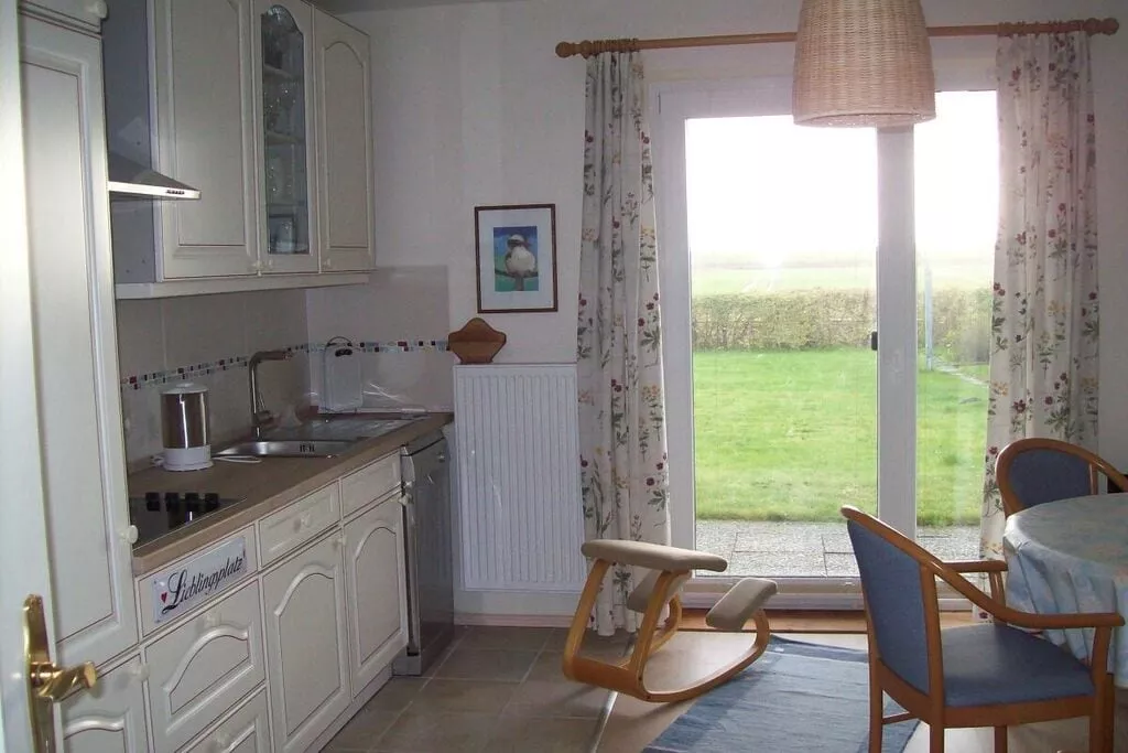 94443-Kitchen