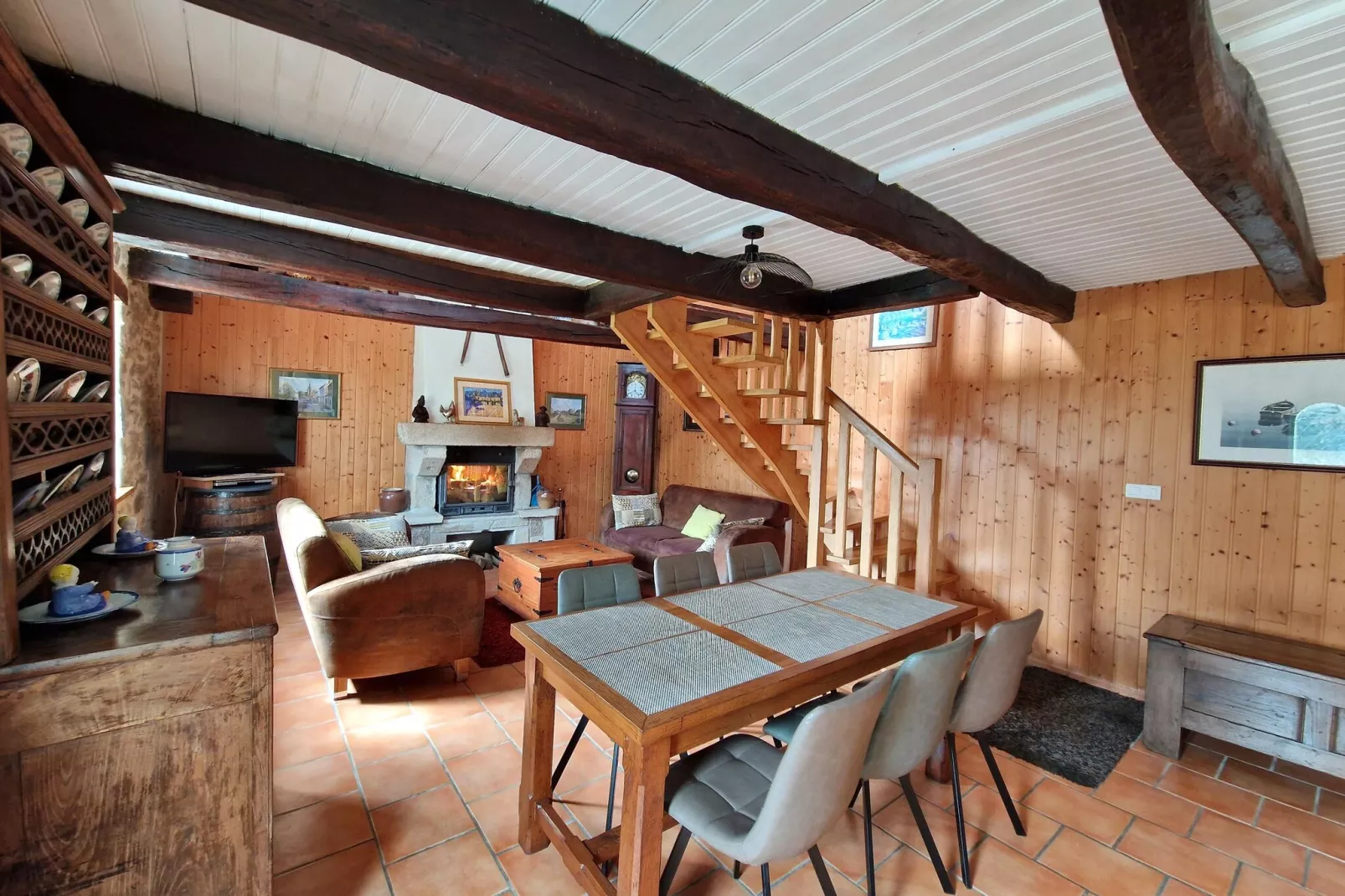 Holiday home Plogonnec-Dining room