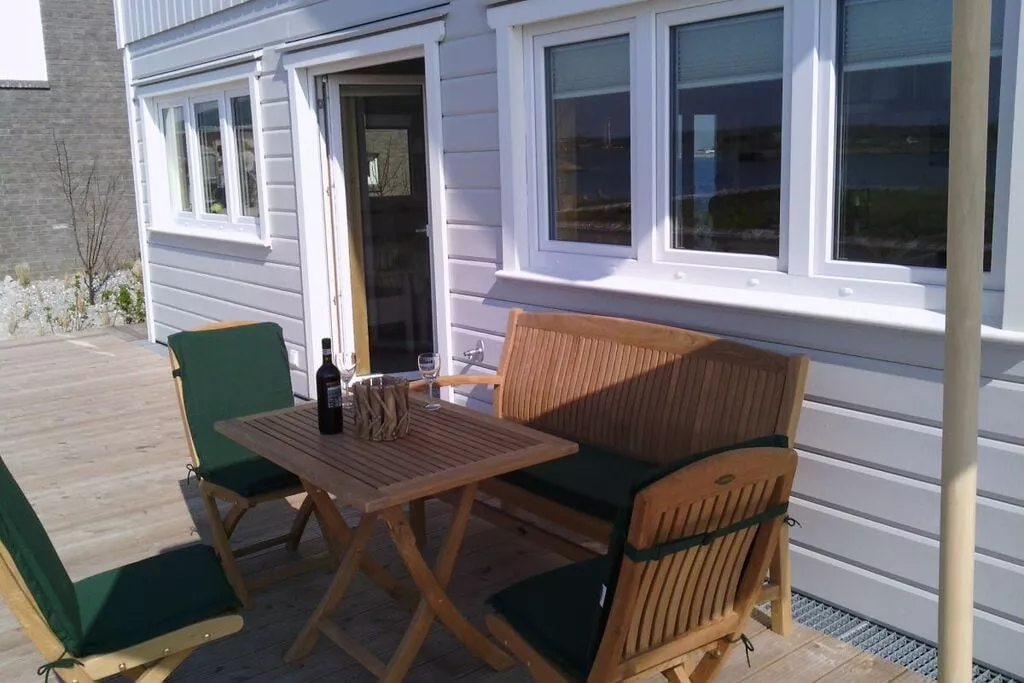 75275-Terrace balcony