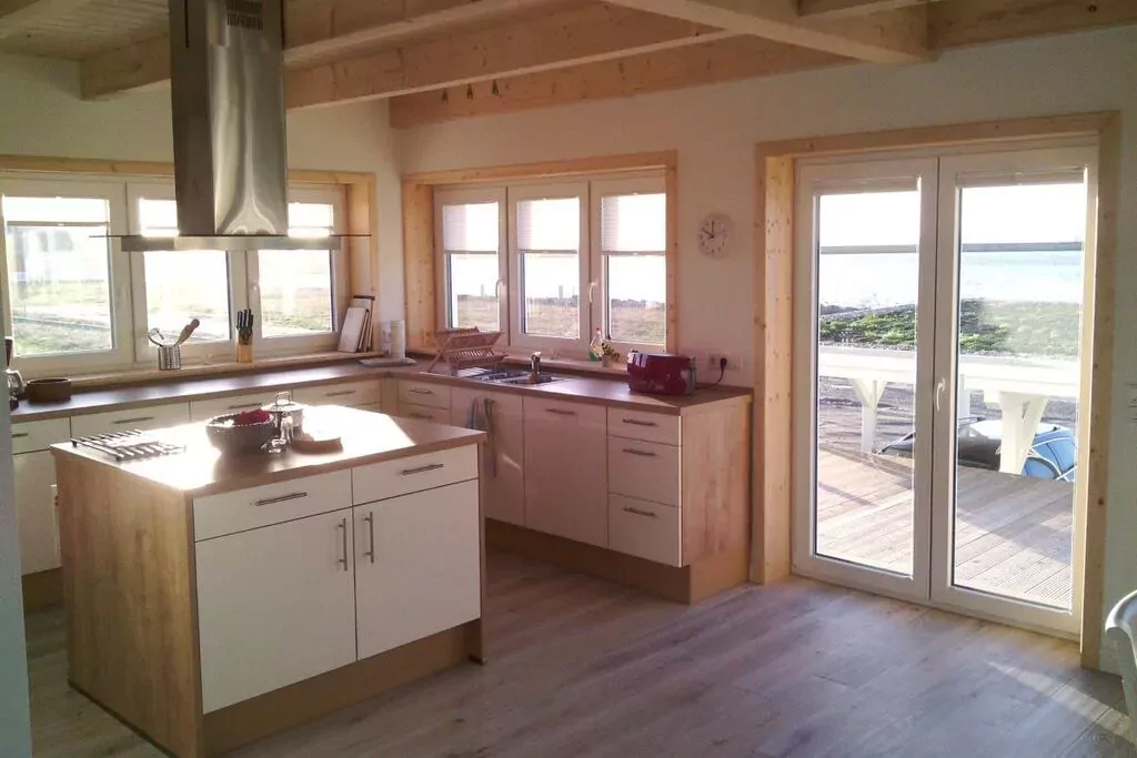 75275-Kitchen