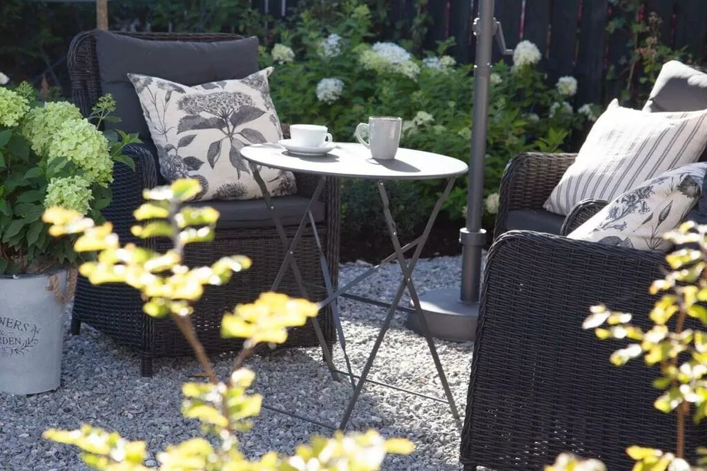 288766-Terrace balcony