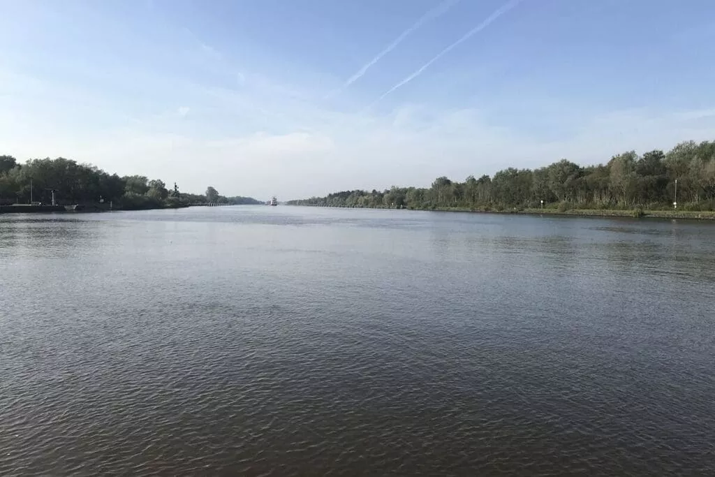 389891-Nicht getaggt