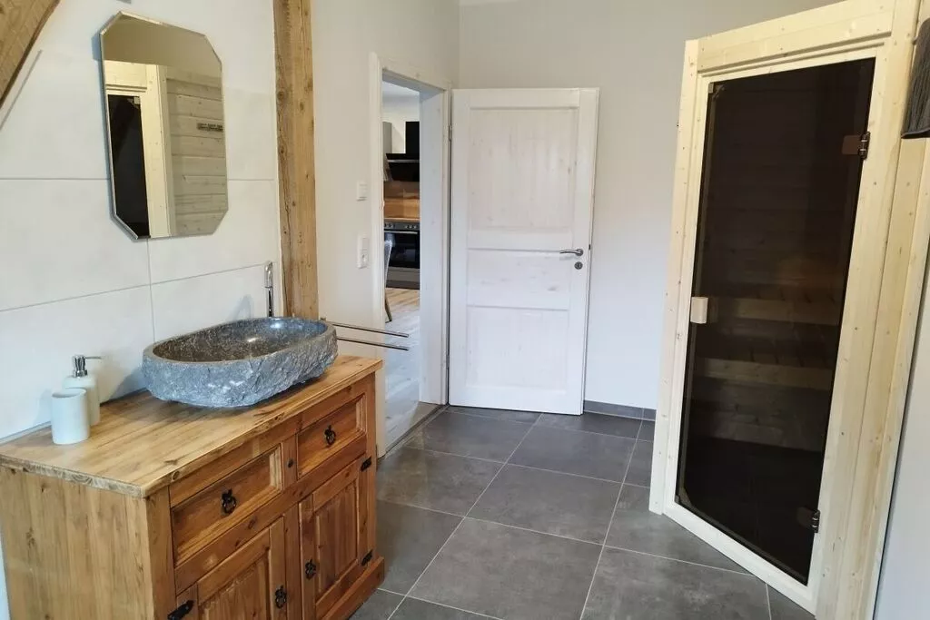 457552-Bathroom