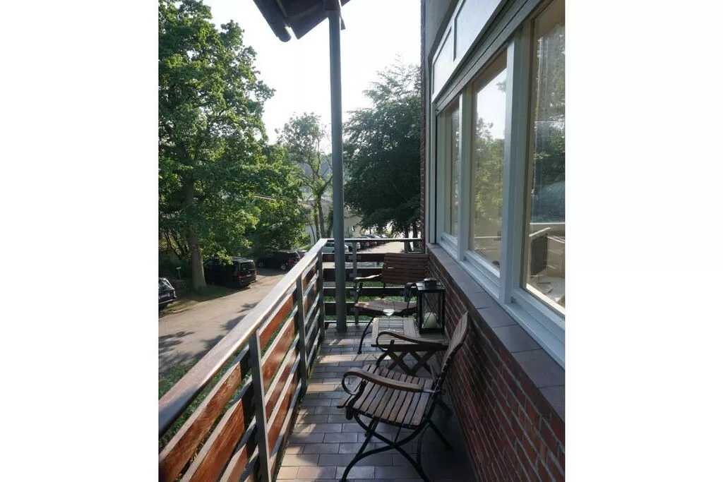 139717-Terrace balcony