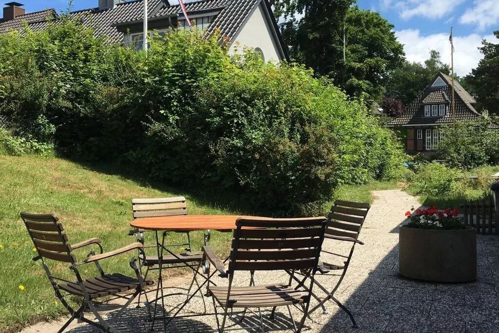 139866-Terrace balcony