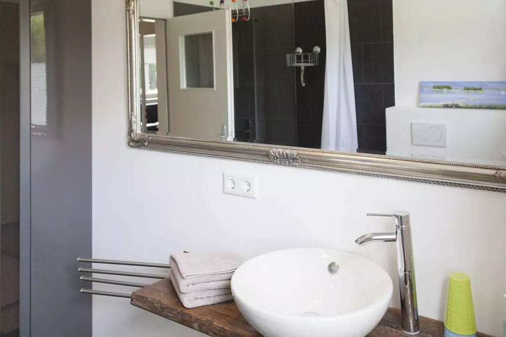 139866-Bathroom
