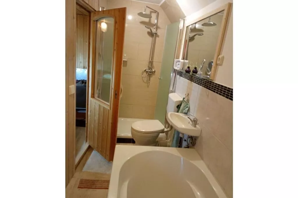 278578-Bathroom