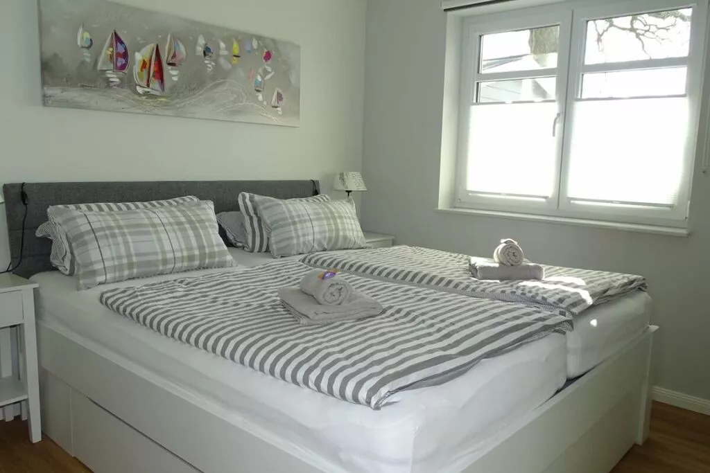 397792-Bedroom