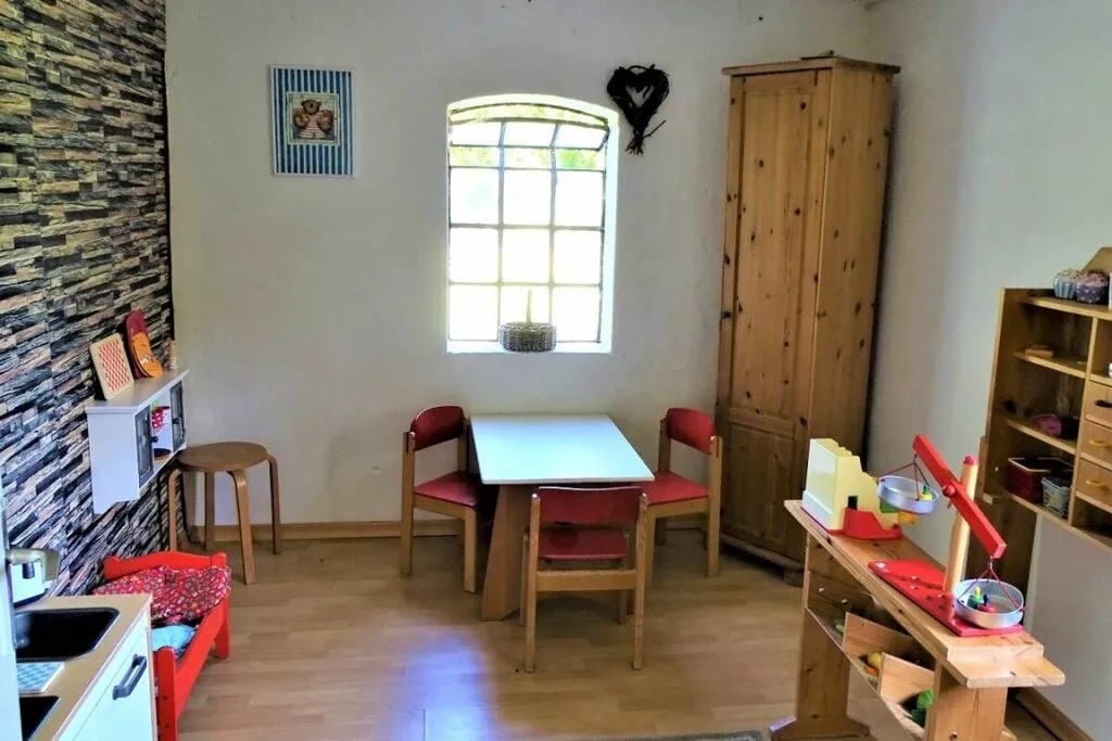 397792-Recreation room