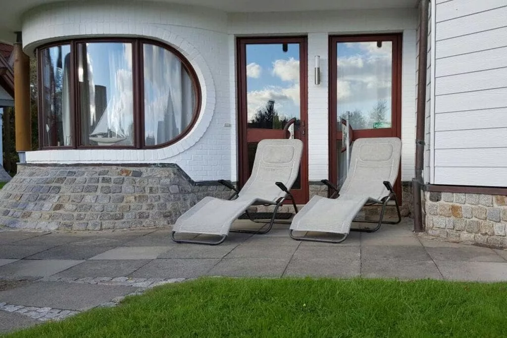 228385-Terrace balcony