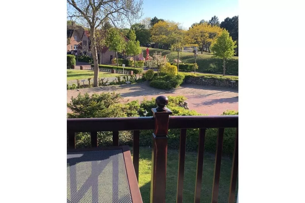 6911-Terrace balcony