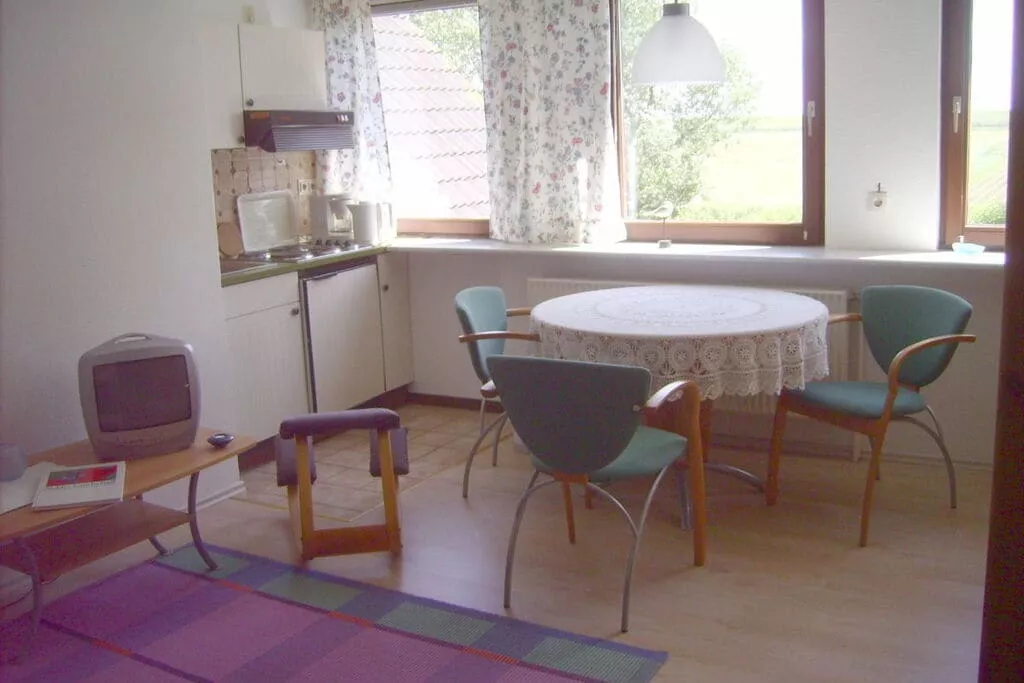 88010-Dining room