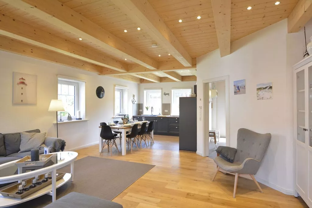 268254-Living room