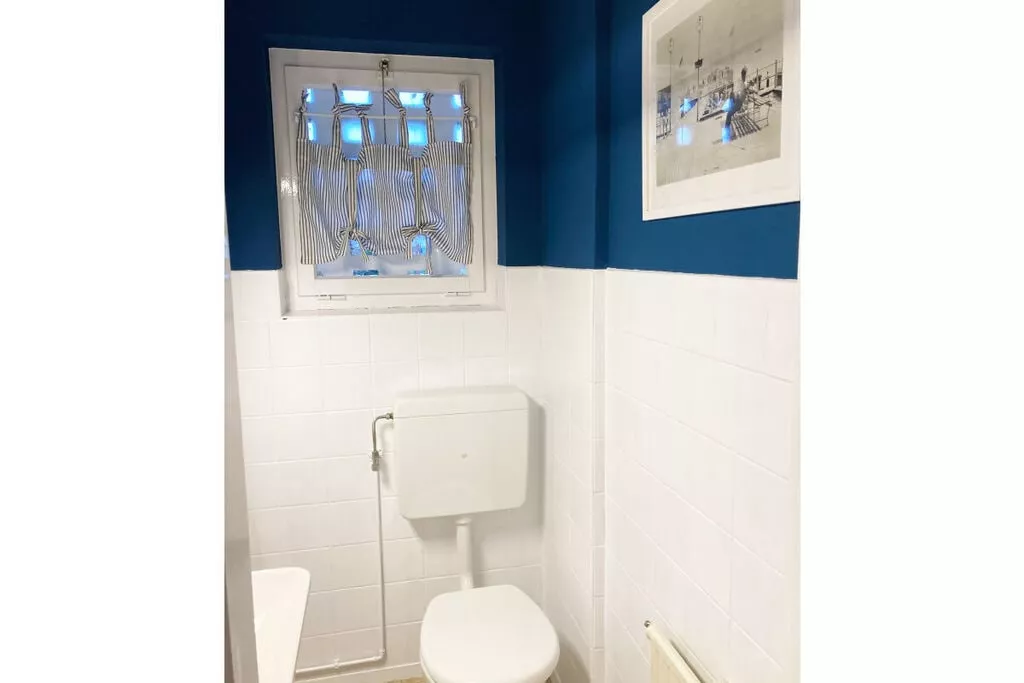 94531-Bathroom