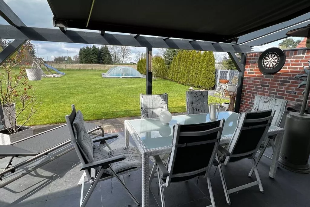 276306-Terrace balcony