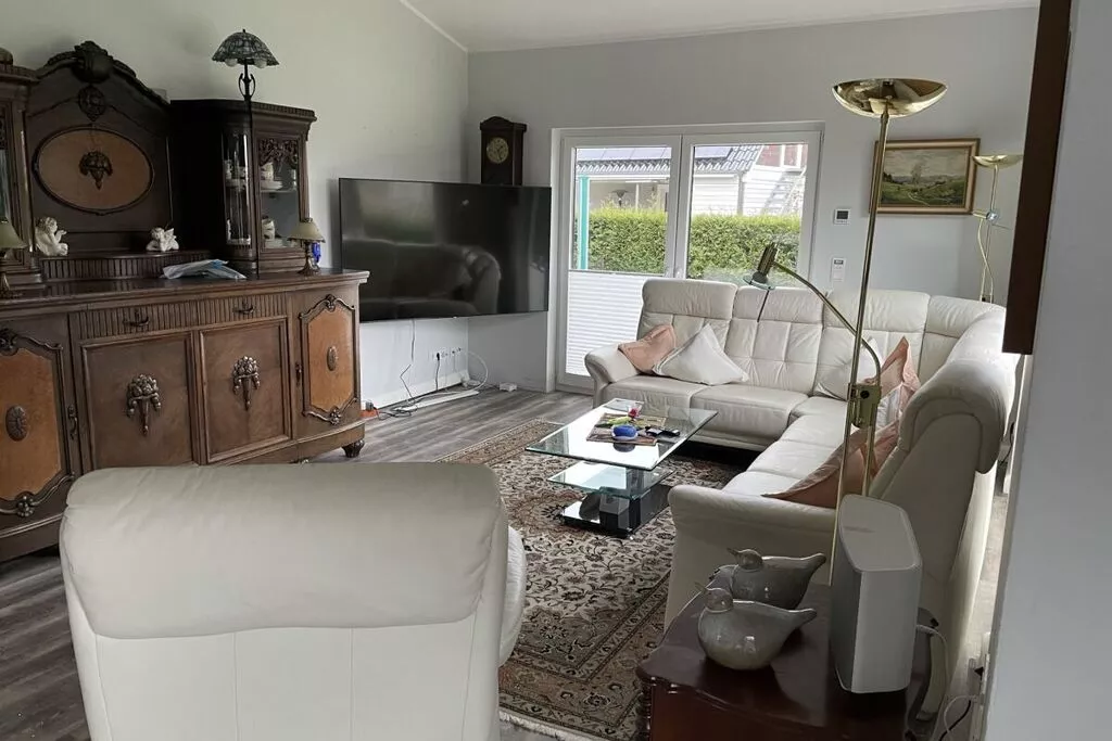276306-Living room