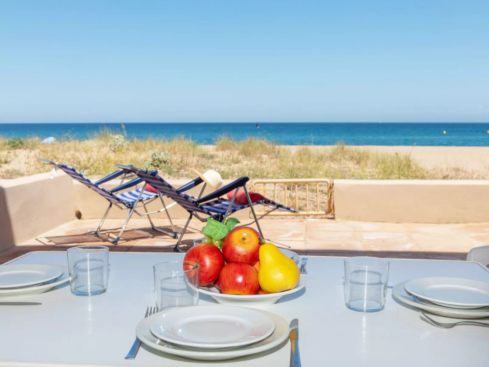 Paradise beach-Outside