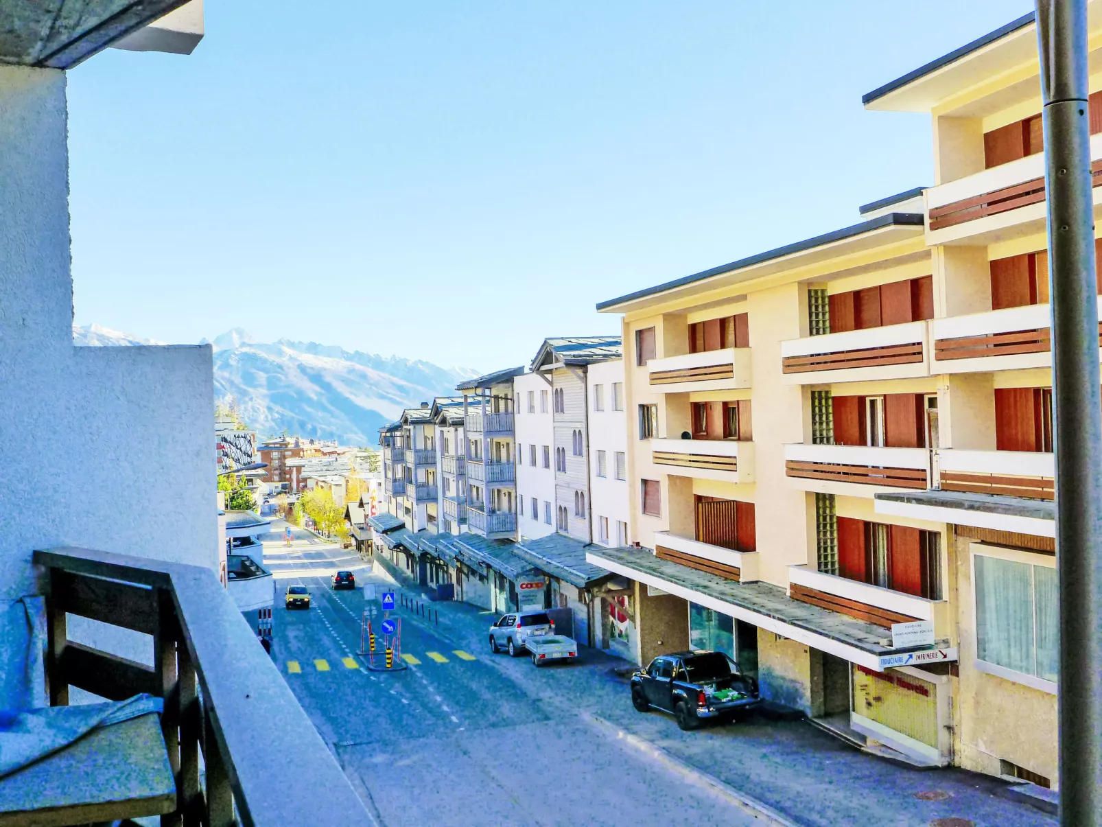 Immeuble Rond-Point Apt. 11-Outside