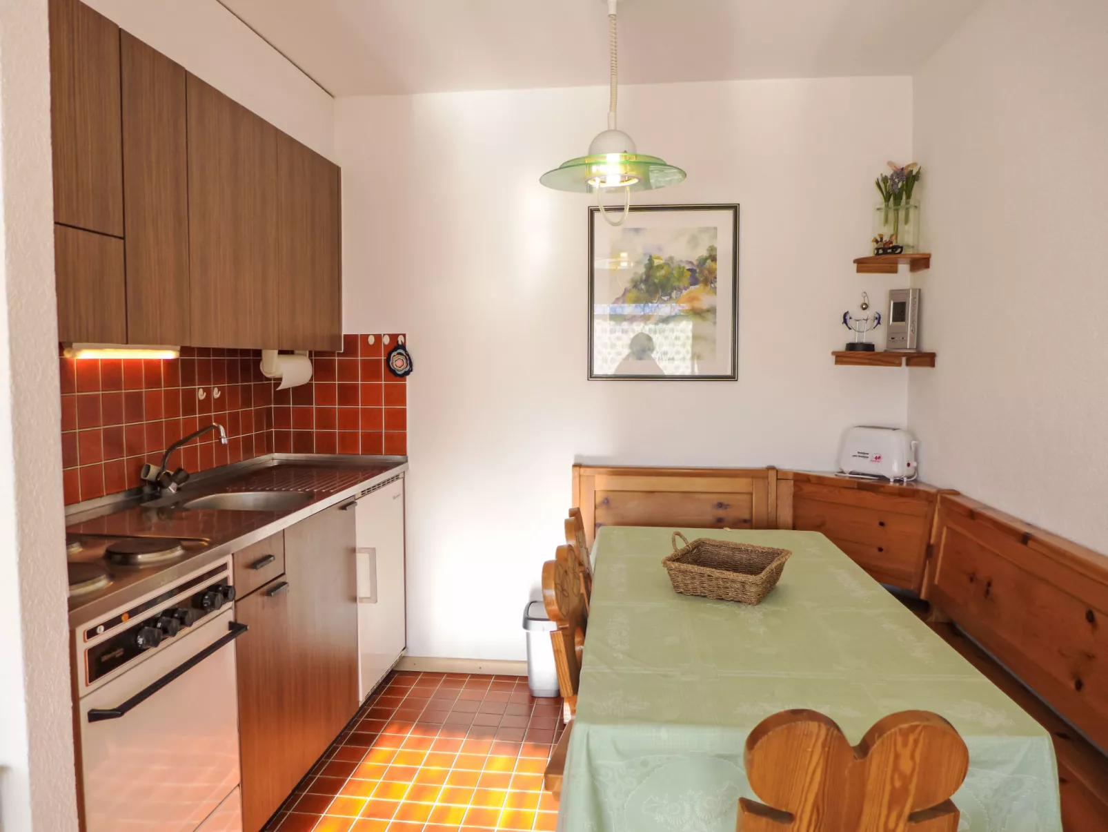 Rond-Point 27-Inside