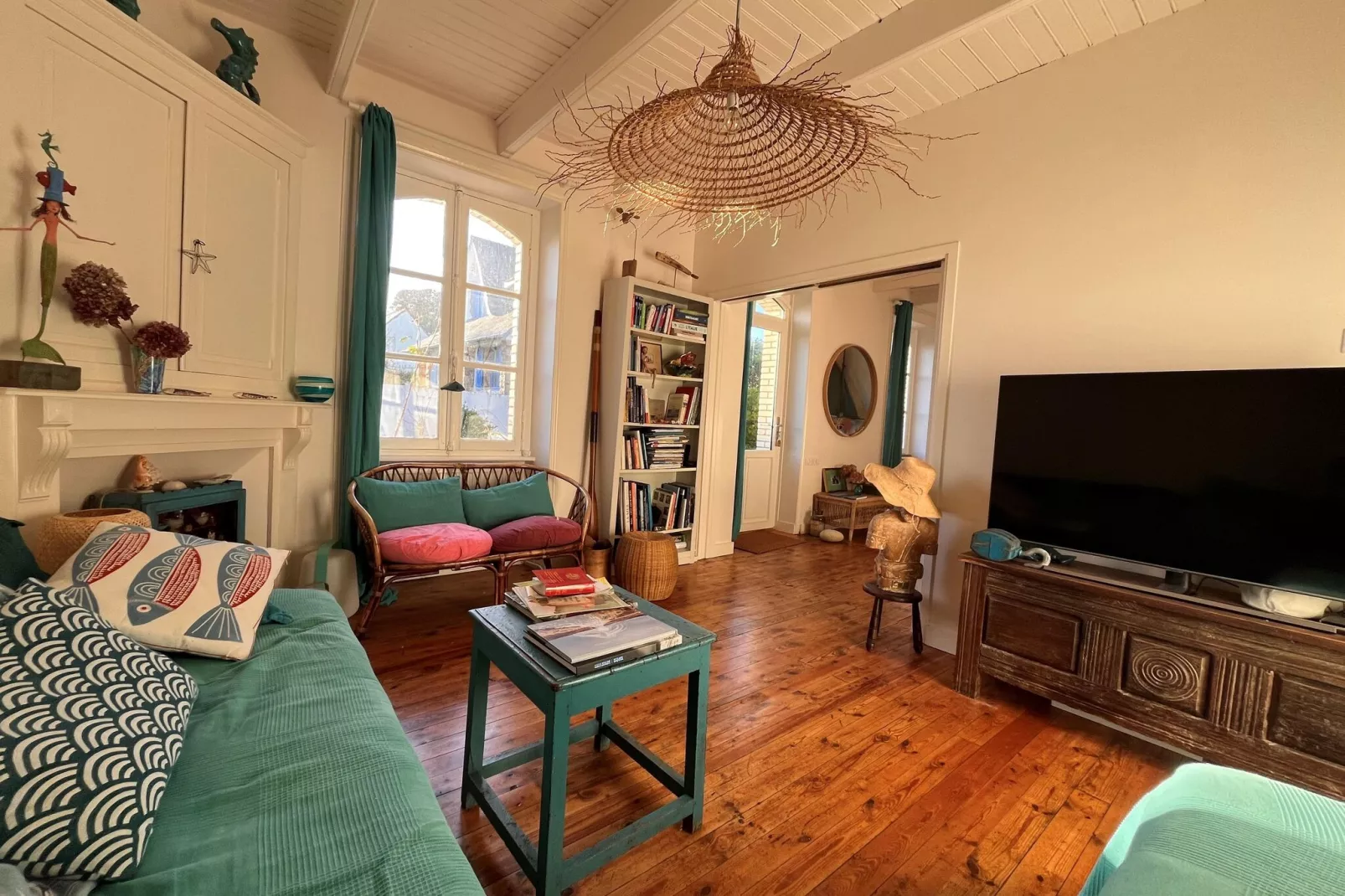Holiday home in Plougasnou Baie de Morlaix-Living room