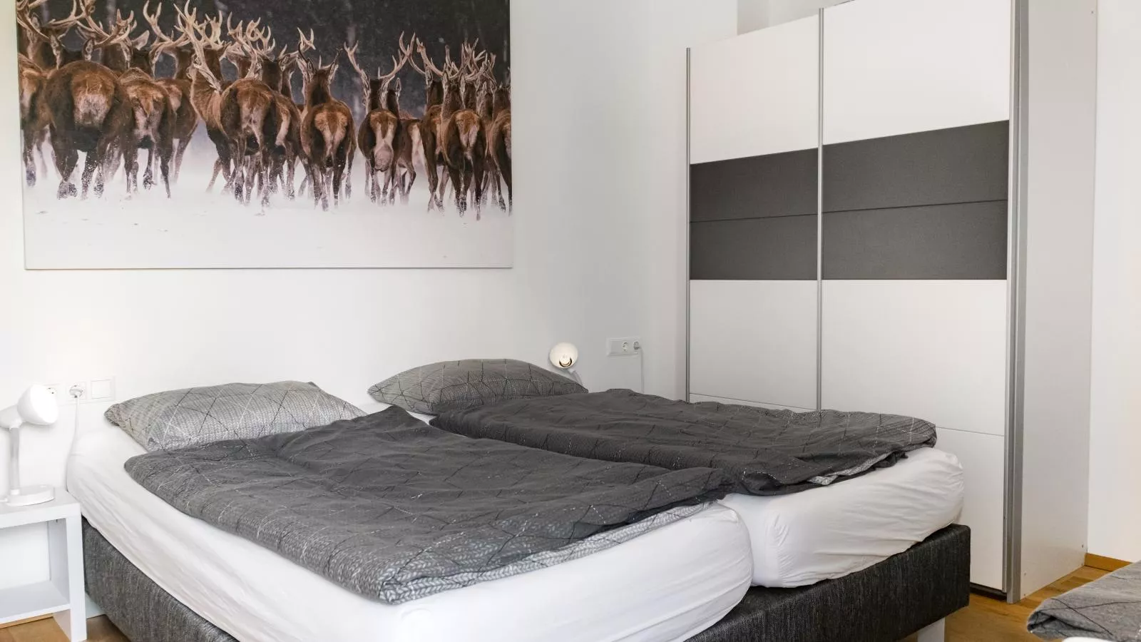 Noa-Bedroom