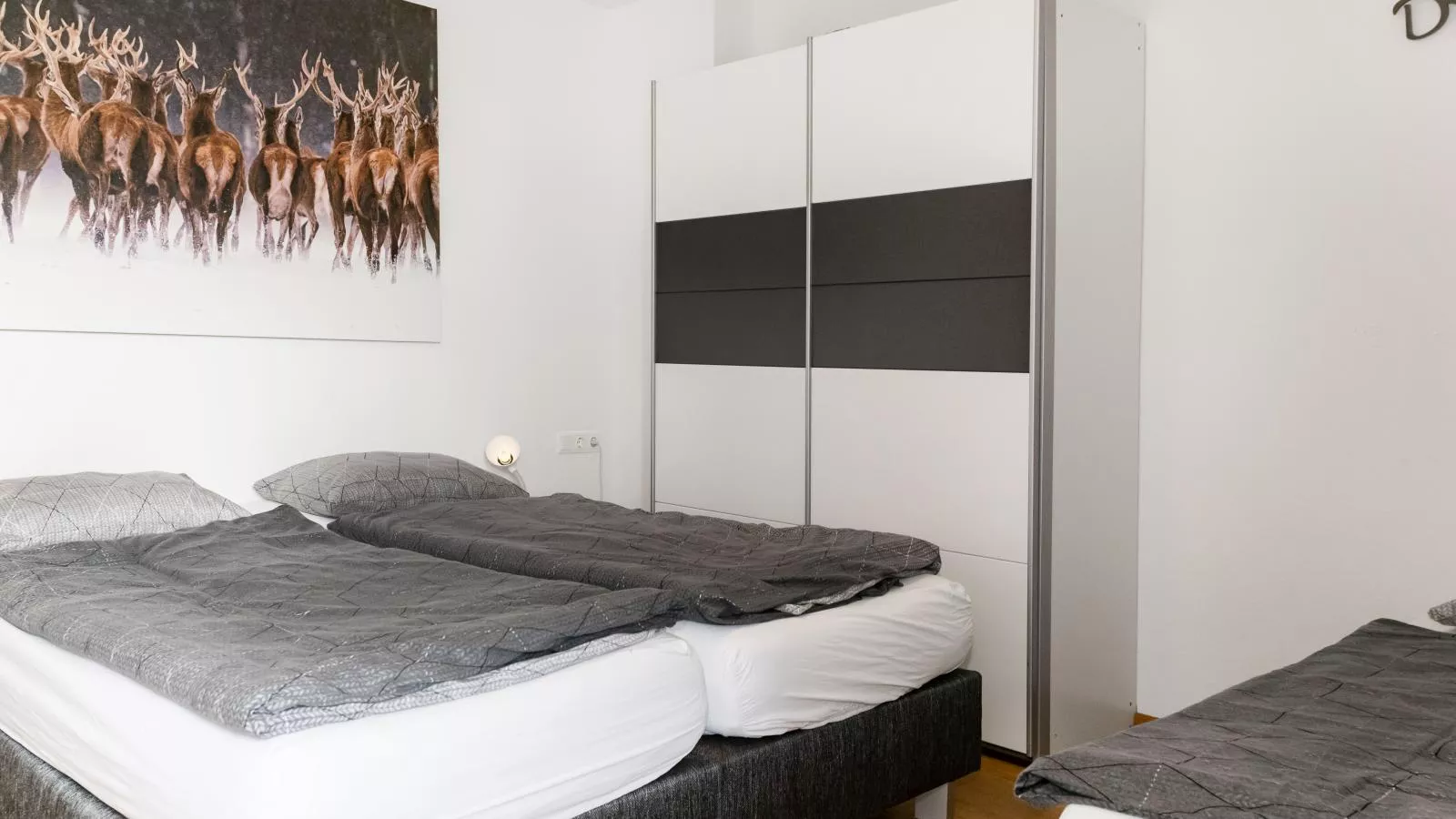 Noa-Bedroom