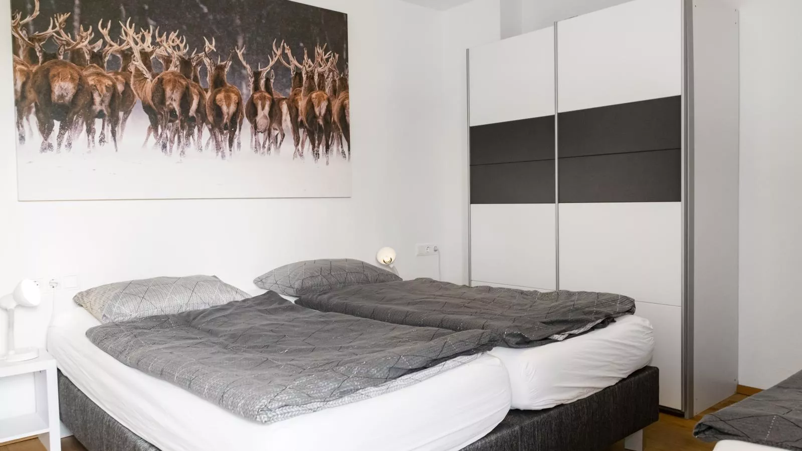 Noa-Bedroom