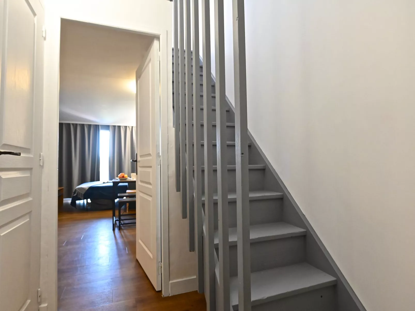 Le Village (C7 351)-Inside