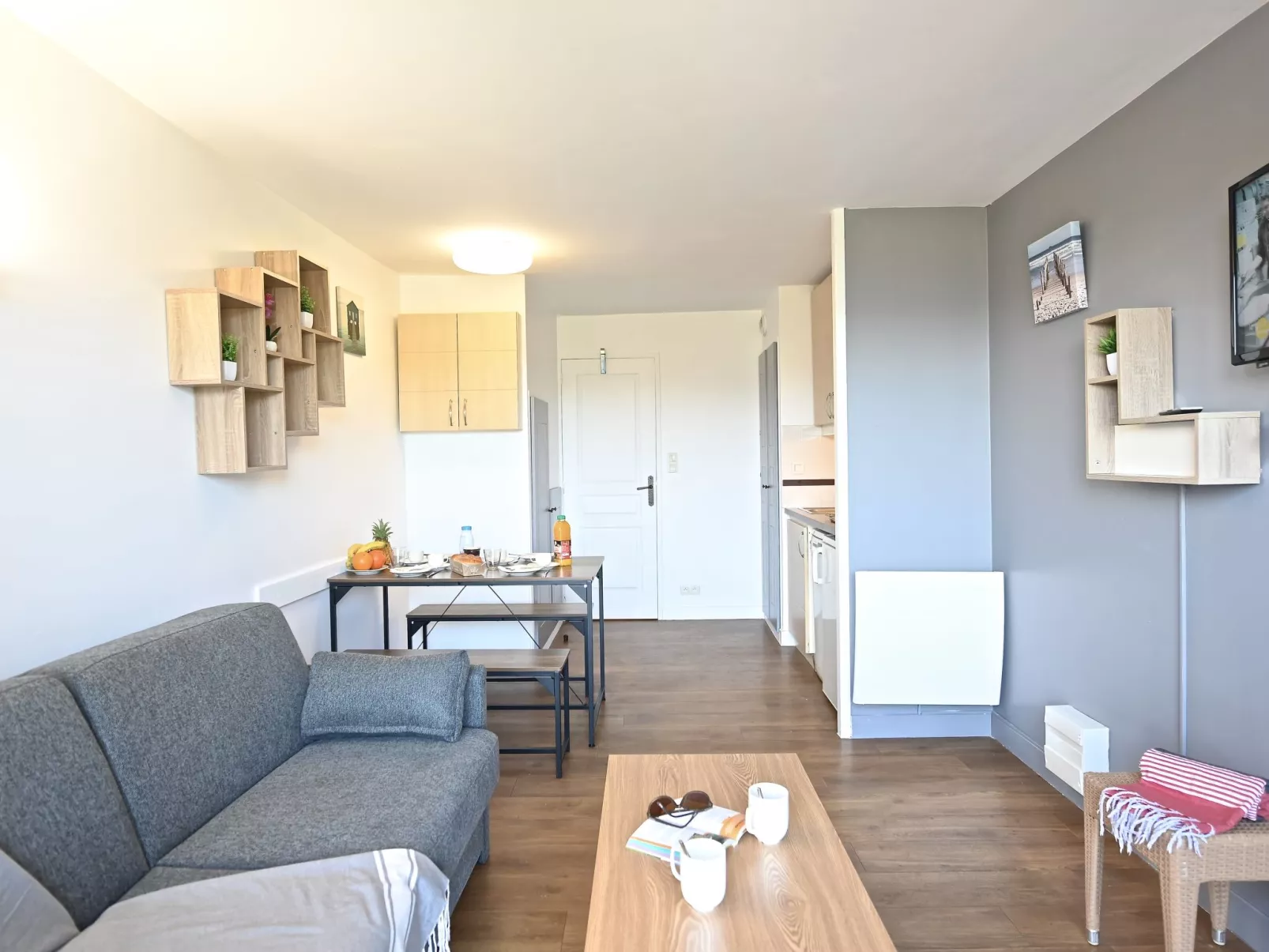 Le Village (C7 351)-Inside