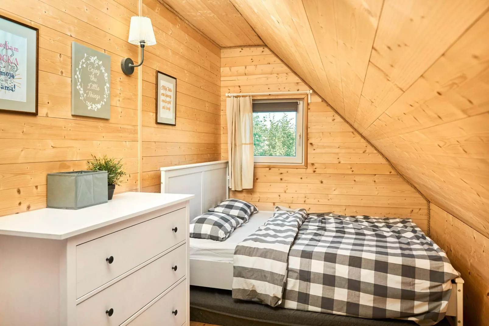 Biker's house-Bedroom