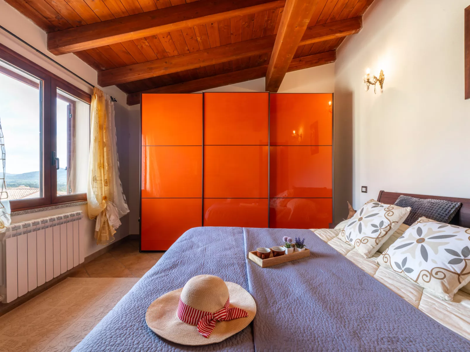 Sea view-Inside