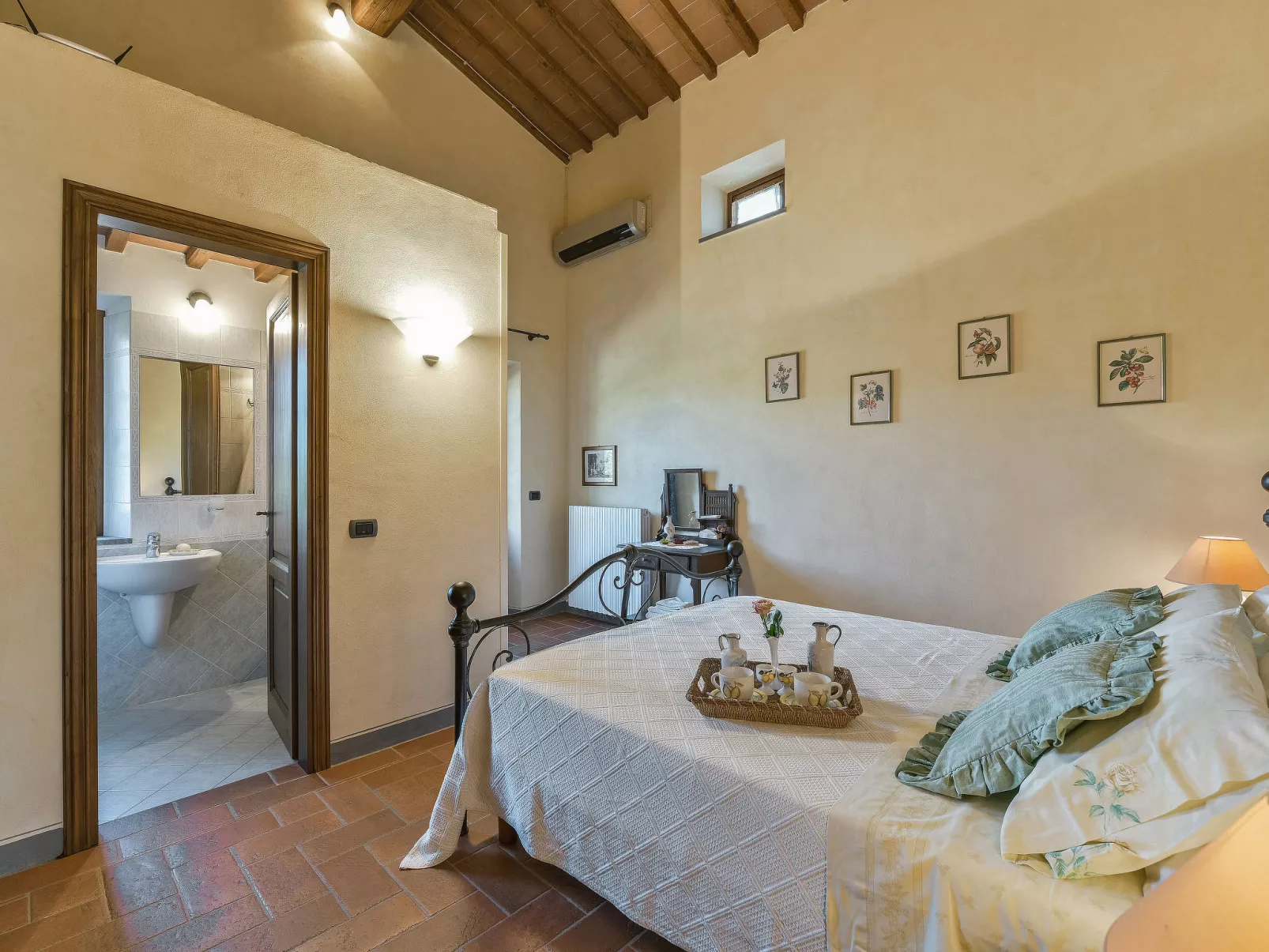 Villa del Poggio-Dedans