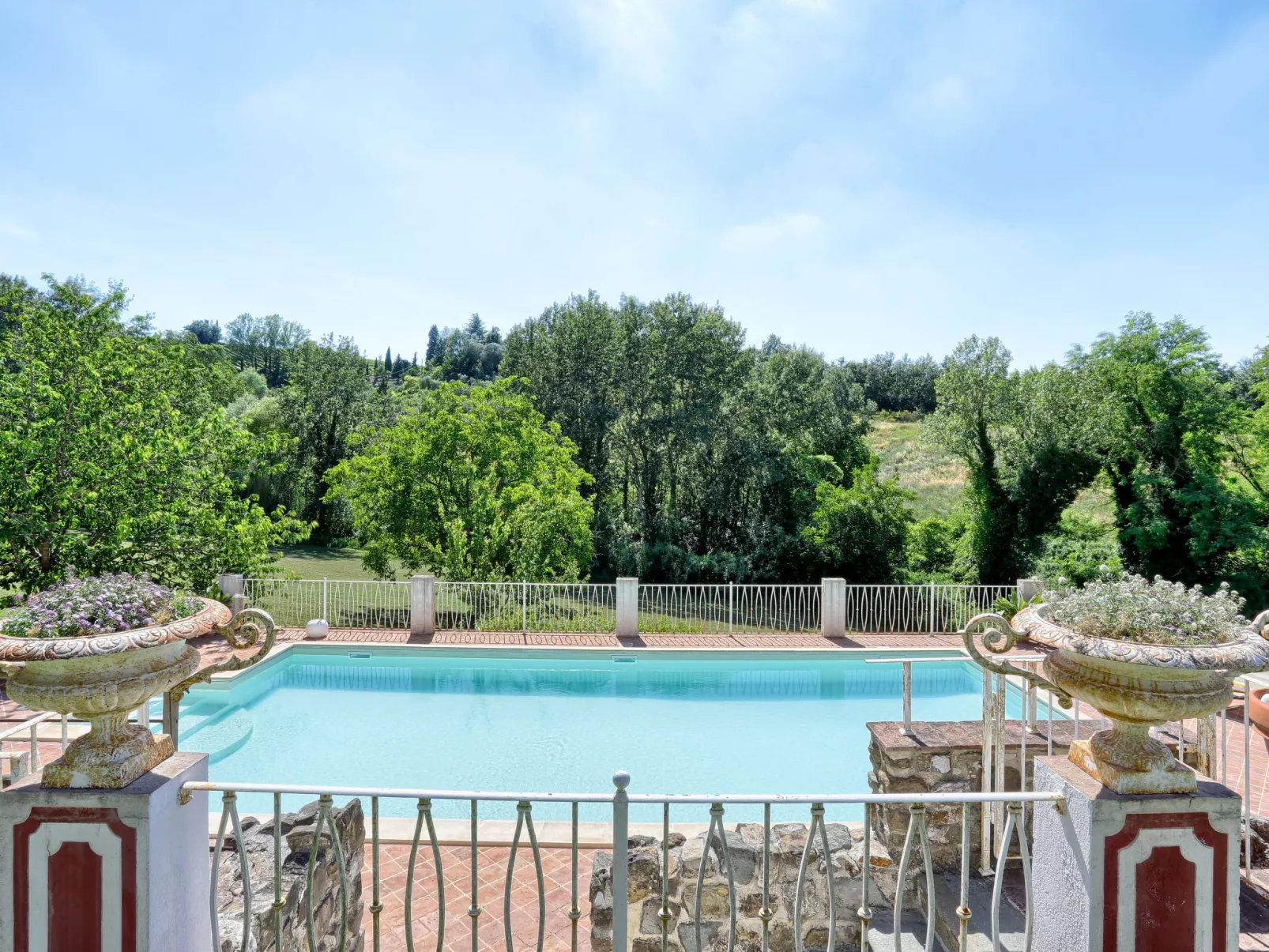 Fonte di Pillo-Outside