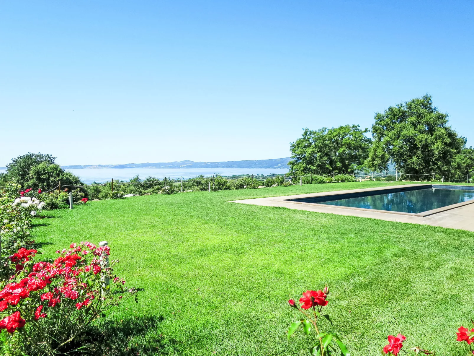 Chalet del Lago-Outside
