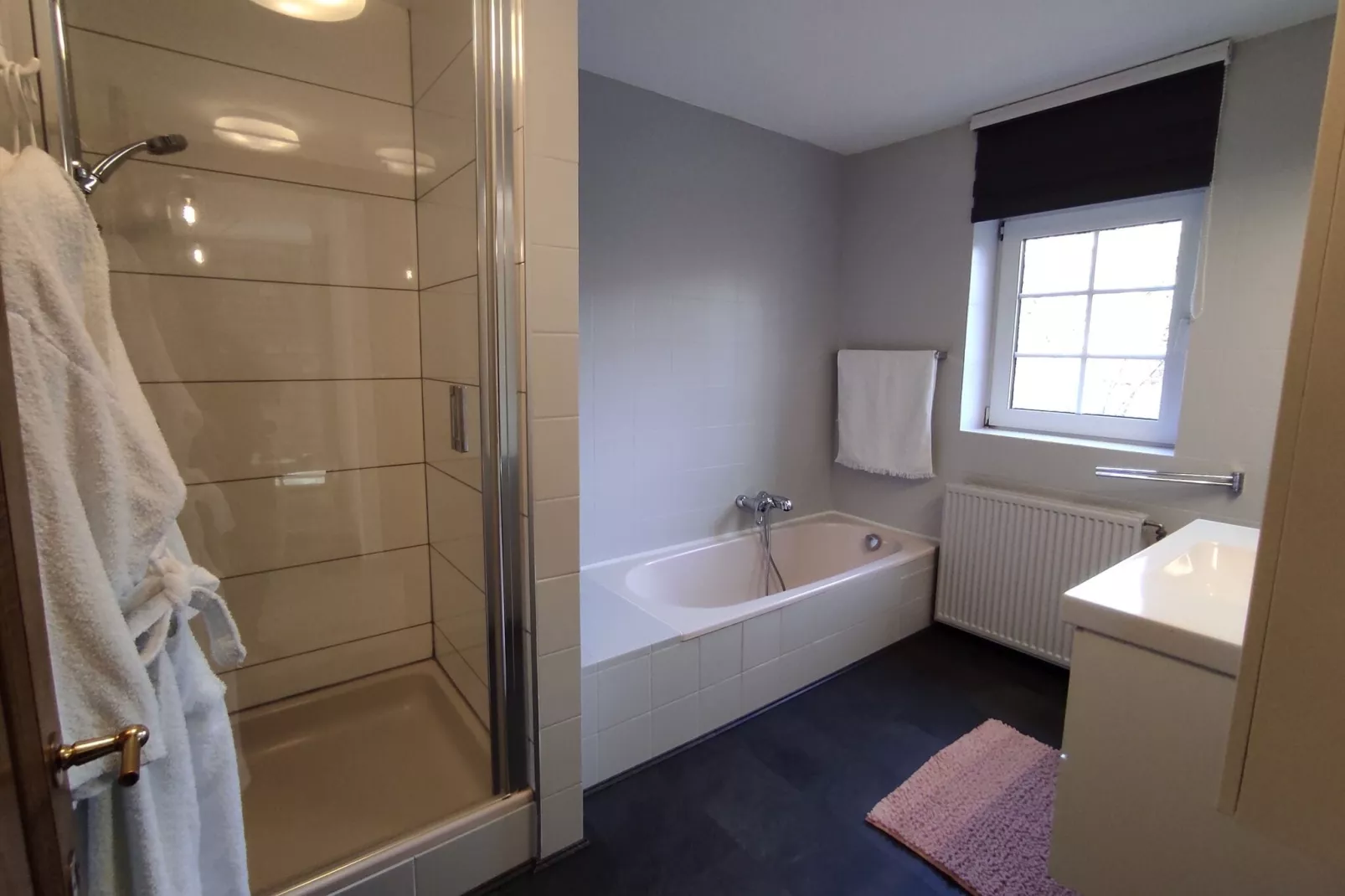 Amon cana-Bathroom