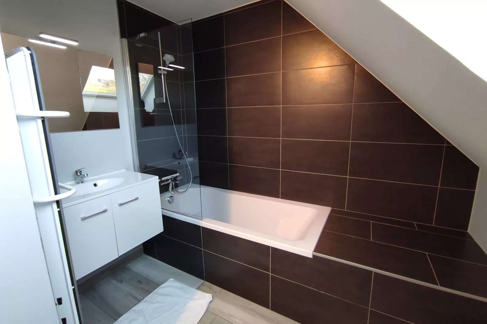 Amon cana-Bathroom