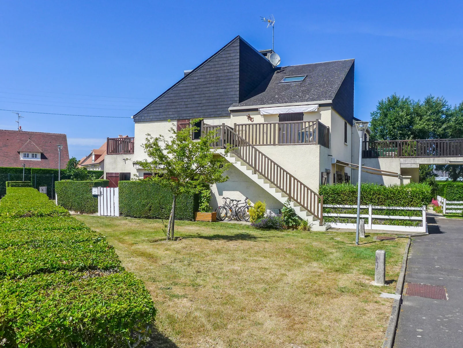 Les Maisons de la Mer-Outside